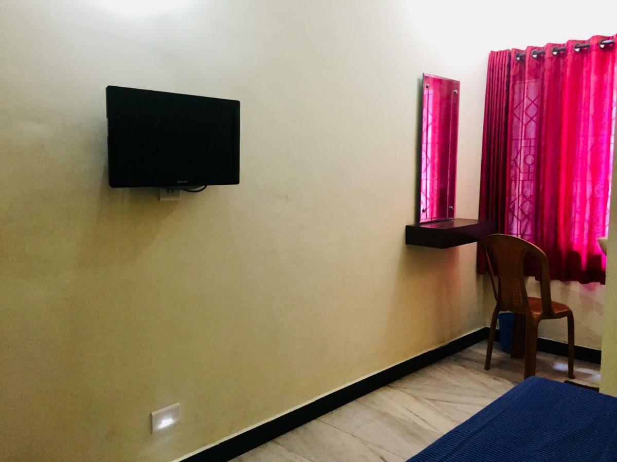 Hotel John Kânyâkumârî Extérieur photo
